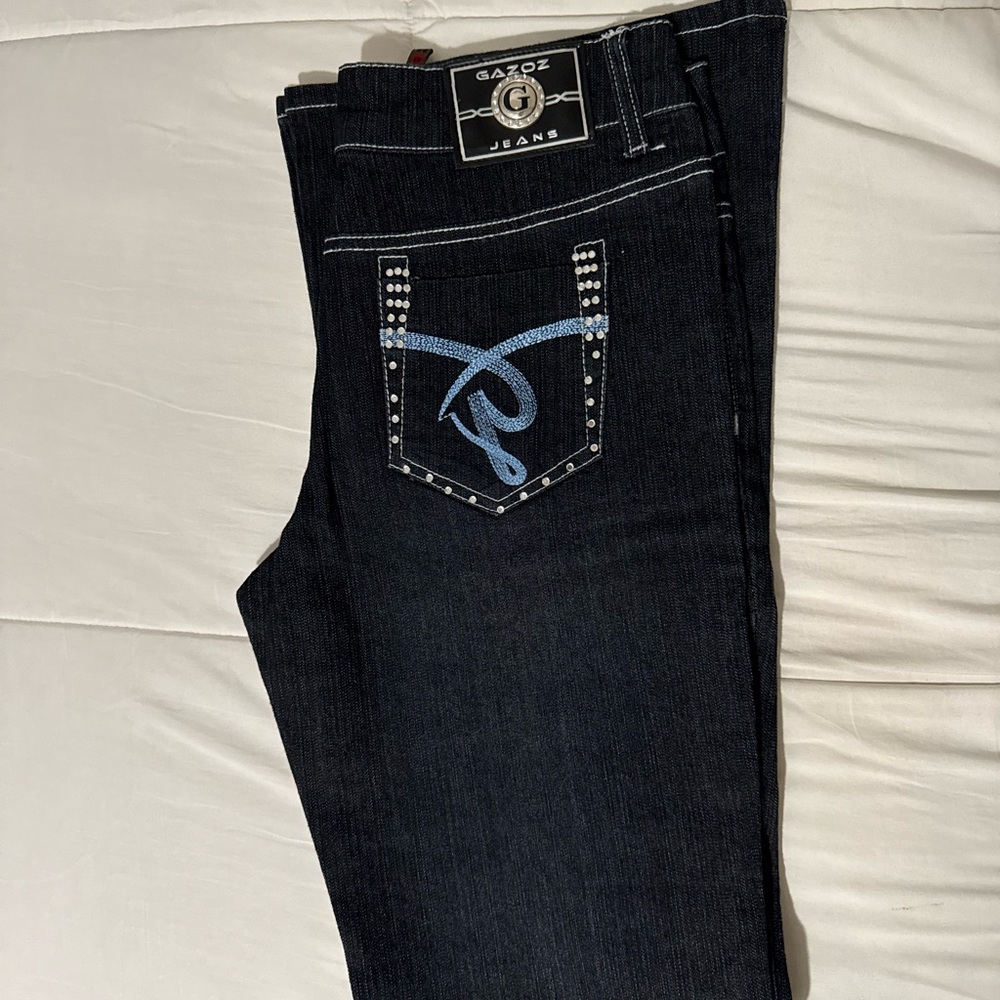 NWT- GAZOZ women’s Black Jeans with Blue Stitching and clear Cristals.